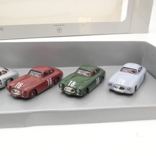 Classic Collection 1:87 B6 604 5803 Mercedes Benz 50 Jahre SL in OVP QR5734 – Bild 4