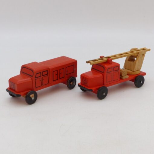 Erzgebirge Handarbeit 2 Holz-Modelle der Feuerwehr, siehe Bilder o. EB7858