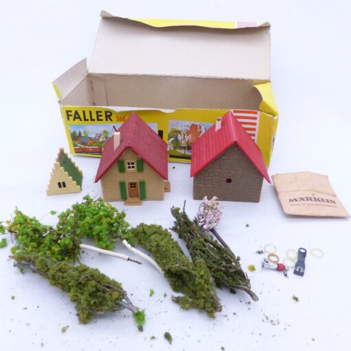 Faller Restebox H0 360 Bäume und zwei Häuser Bastelware + Zubehör in OVP EX7053 – Bild 3