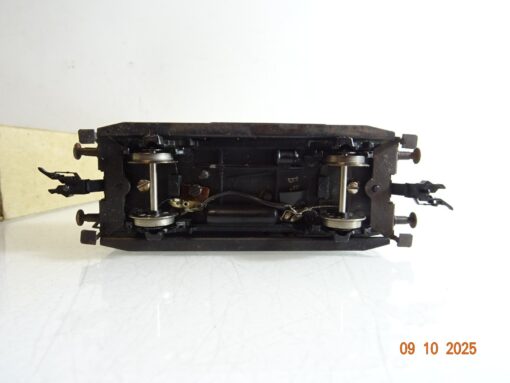 Fleischmann H0 1466 Güterzugbegleitwagen der DB mit Licht in EVP BH469 – Bild 4
