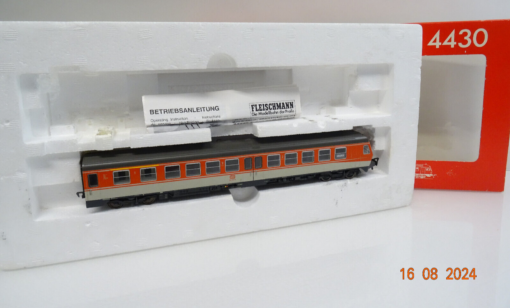 Fleischmann H0 4430 Steuerwagen zu VT 614 der DB in OVP LE5220