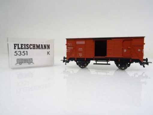Fleischmann H0 5351 K gedeckter Güterwagen der DR in OVP PR41