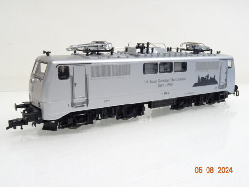 Fleischmann H0 984347 Jubiläumslok BR 111 silber Top in OVP LE4827 – Bild 3