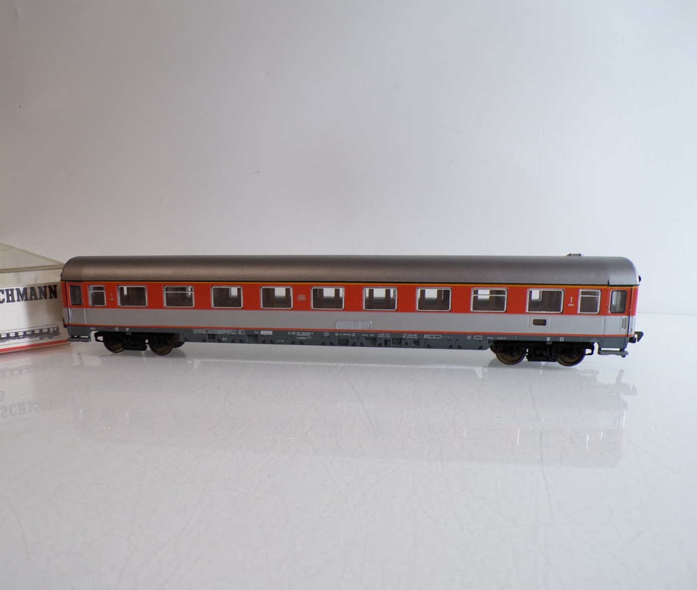 Fleischmann H0 Personenwagen 5180 19-70 001-7 1.Kl. der DB in EVP BH1674