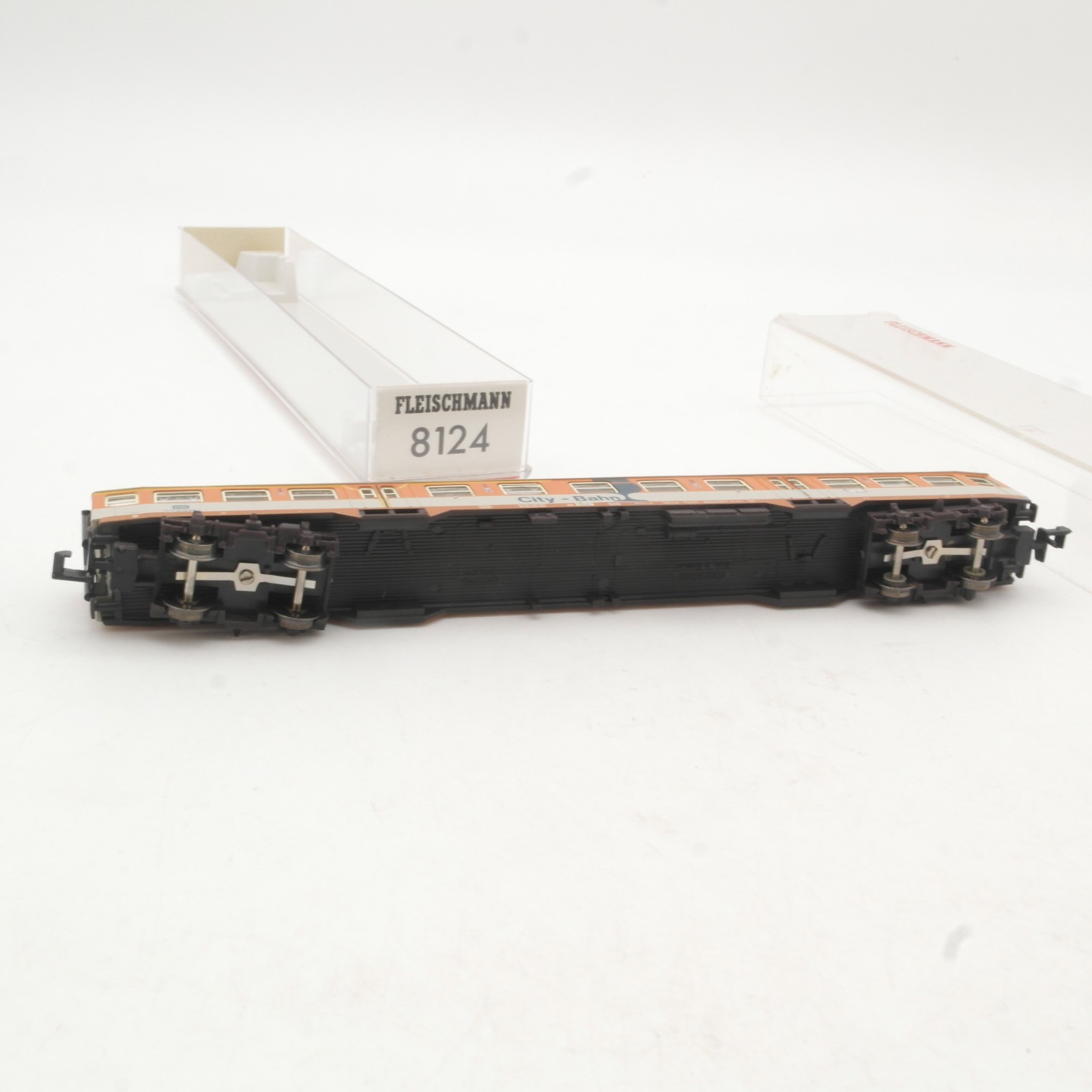 Fleischmann N 8124 K Nahverkehrswagen City-Bahn 1./2.Kl. der DB in OVP RR4903 – Bild 4