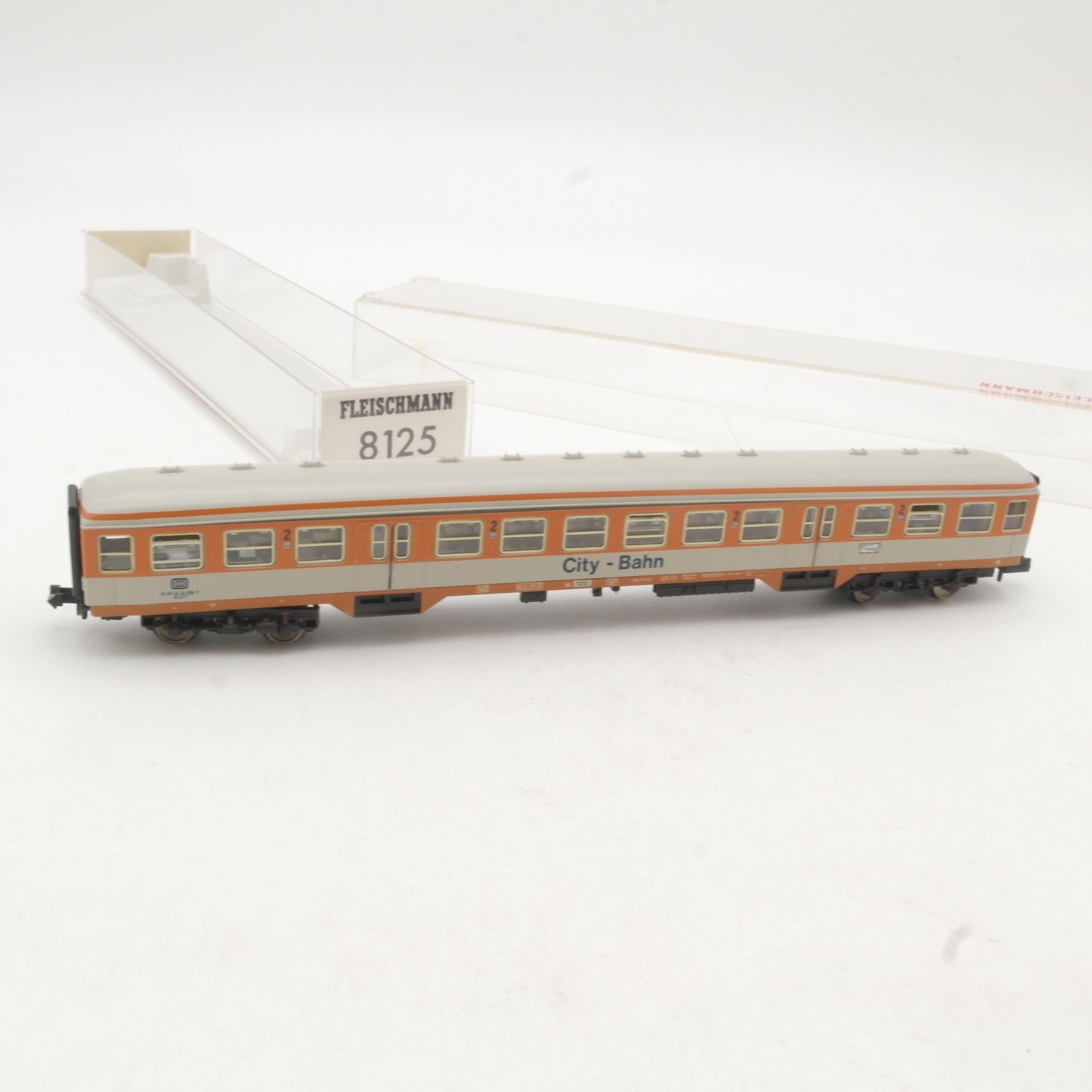 Fleischmann N 8125 Nahverkehrswagen City-Bahn 2.Kl. der DB in OVP RR4898 – Bild 3