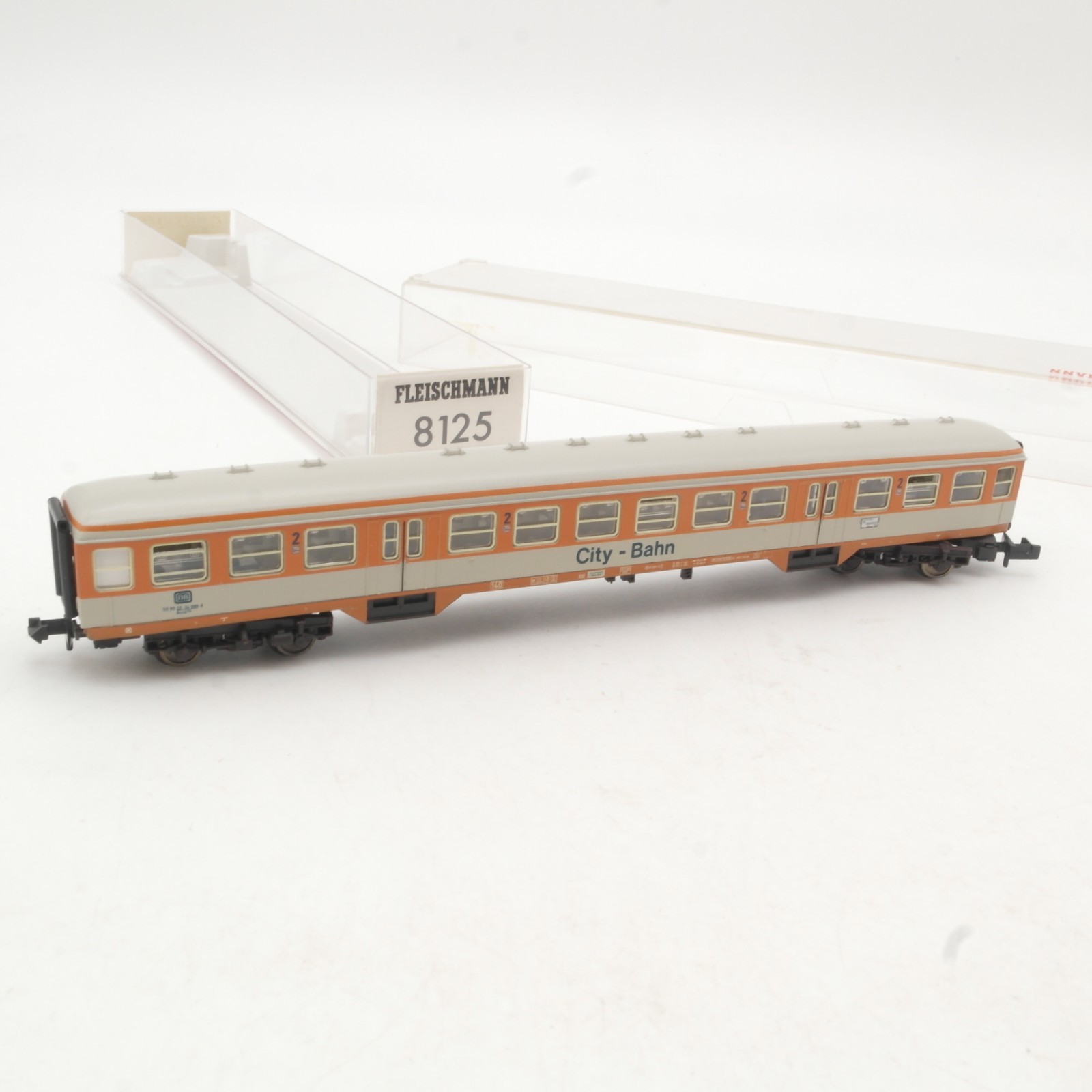 Fleischmann N 8125 Nahverkehrswagen City-Bahn 2.Kl. der DB in OVP RR4898