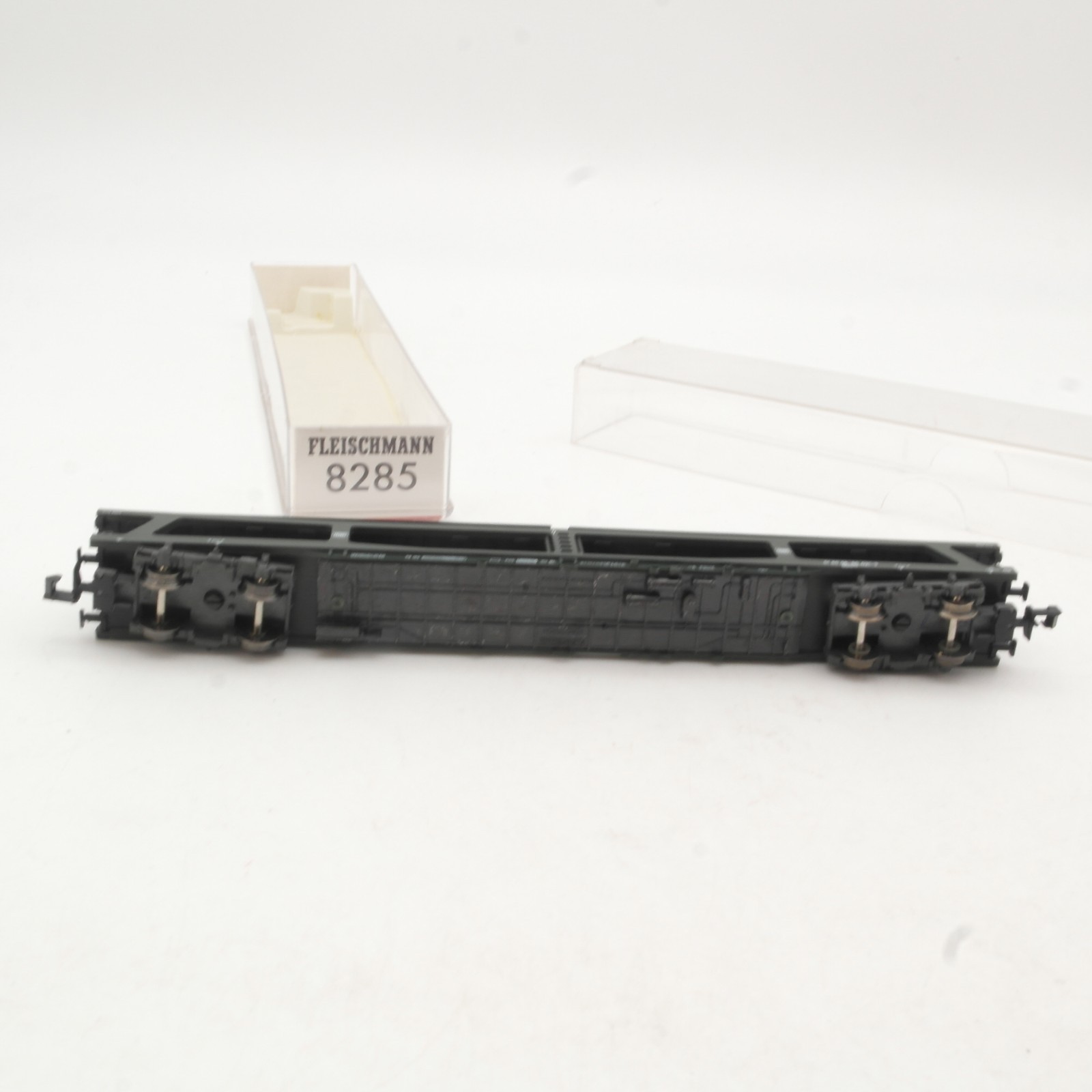 Fleischmann N 8285 Autotransporter mit 8 Autos der DB in OVP RR4921 – Bild 4