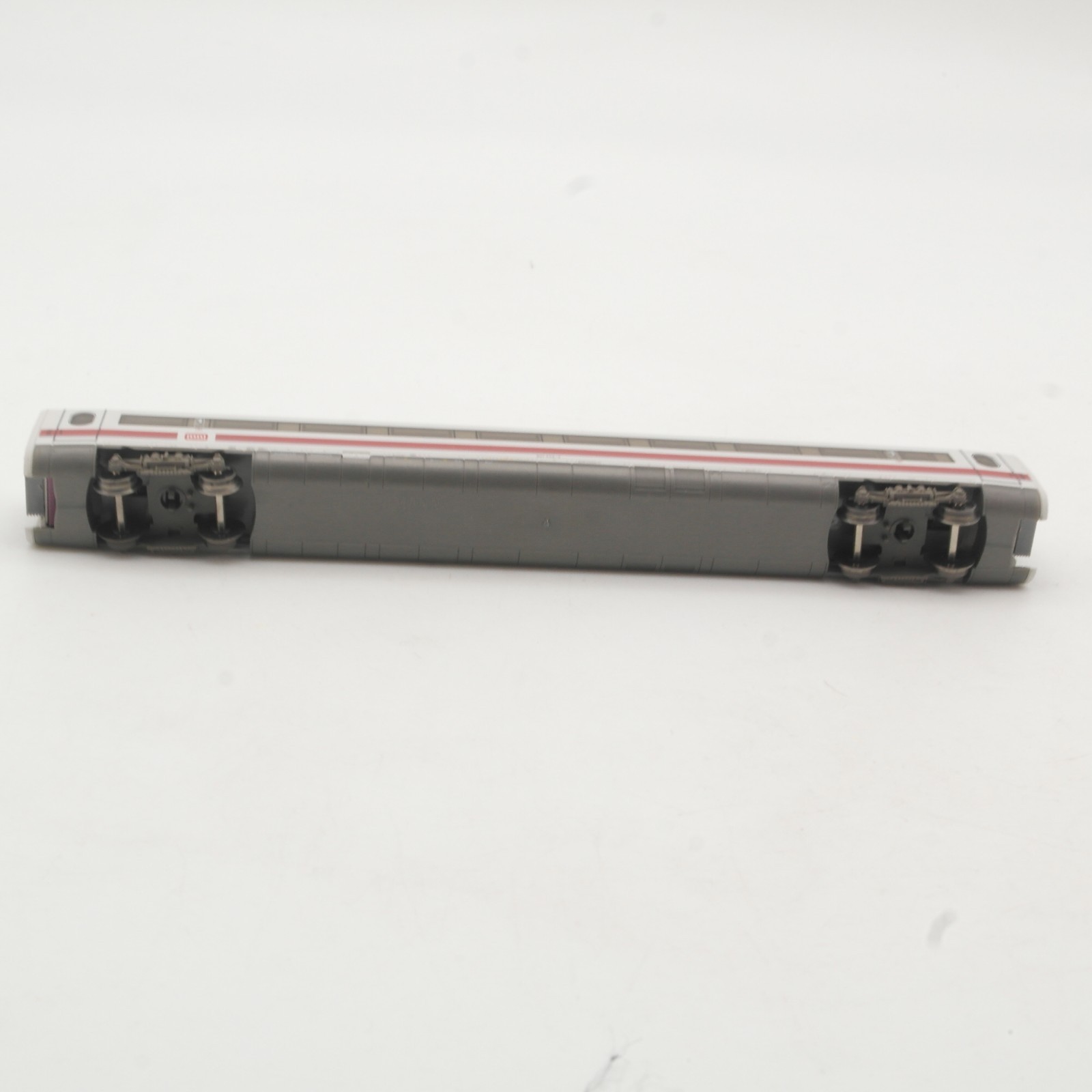 Fleischmann N ICE Personenwagen 2. Klasse 802 316-0 der DB RR5024 o. – Bild 4