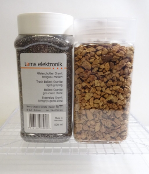 Gleisschotter Granit + Kork 500 ml + 475 ml, siehe Fotos in OVP QR3289