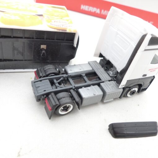 Herpa 1:87 308878 MB Actros Sattelzug Zentis in OVP EX6891 – Bild 4