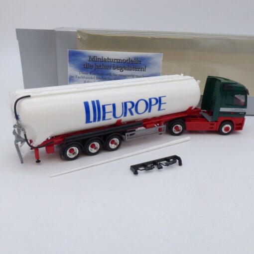 Herpa 1:87 MB Actros Kippsilo-Sattelzug LII Europe / Franz Fischer, in OVP EB93 – Bild 3