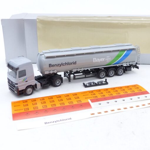 Herpa 1:87 MB Actros Tank-Sattelzug Benzylchlorid Bayer in OVP EX6888