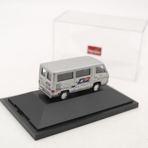 Herpa 1:87 Mercedes Benz 100D D2 AMG Team in PC Box RR1879 – Bild 3