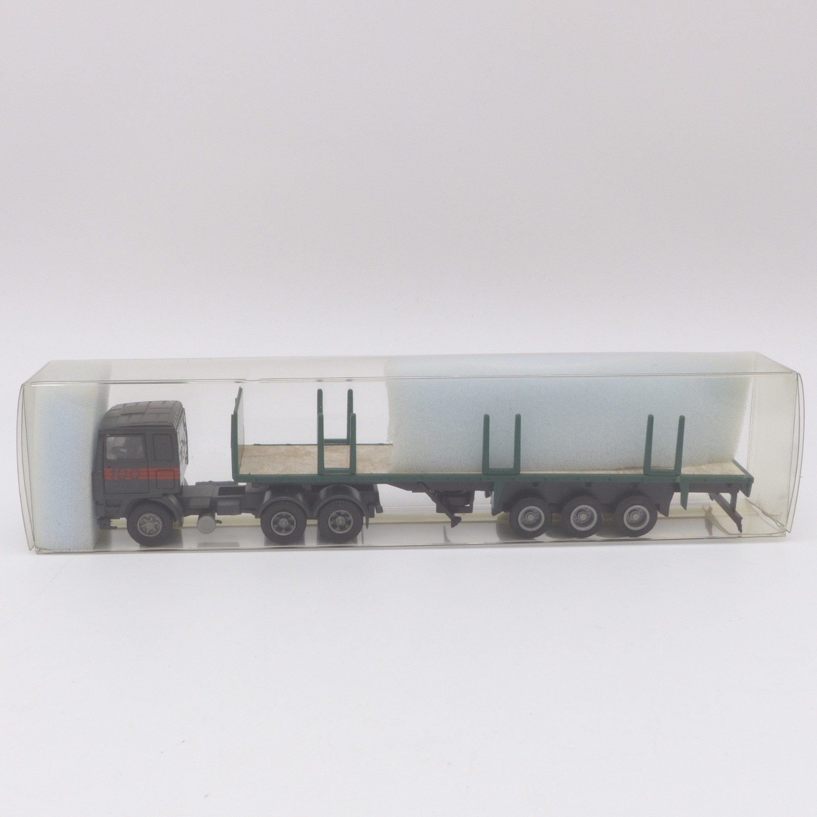 Herpa 1:87 Volvo F12 Rungen-Sattelzug in EVP EX8409 – Bild 4