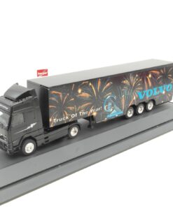 Herpa 1:87 Volvo Globetrotter Sattelzug Truck of the Year in PC Box RG1708