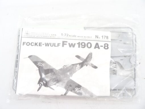 Italieri 1:72 No. 178 Focke Wulf Fw190 A-8 in VP RR1652 – Bild 3