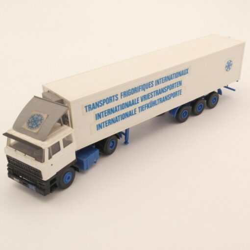 Kibri 1:87 Schnäppchen ! Diverse DAF Sattelzug Modelle, siehe Bilder o. EZ2858