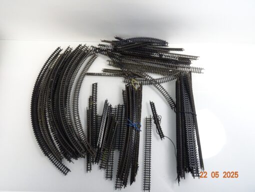 Konvolut Arnold Spur N Gleise ca. 80 tlg. siehe Foto CK8406 o.