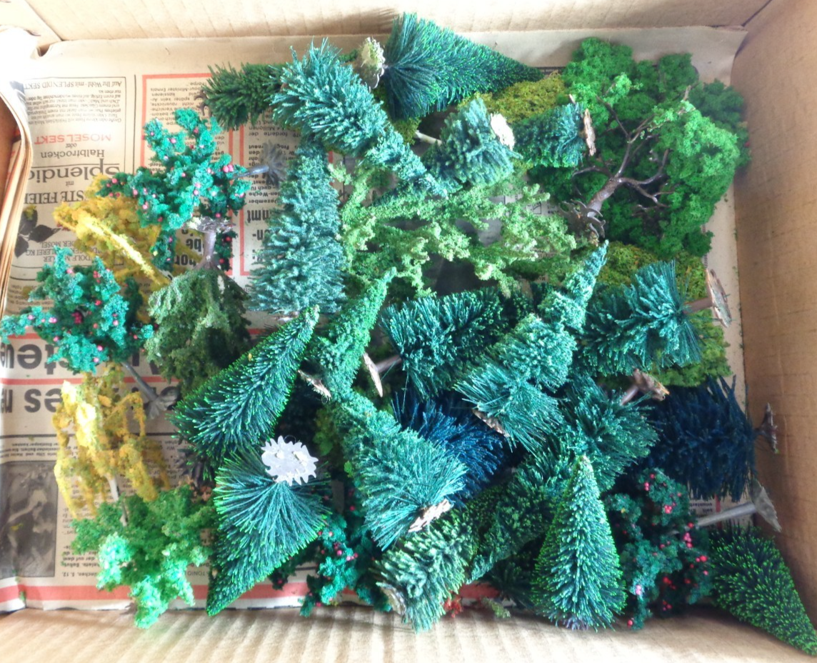 Konvolut H0 Bäume siehe Foto PK2081 o.