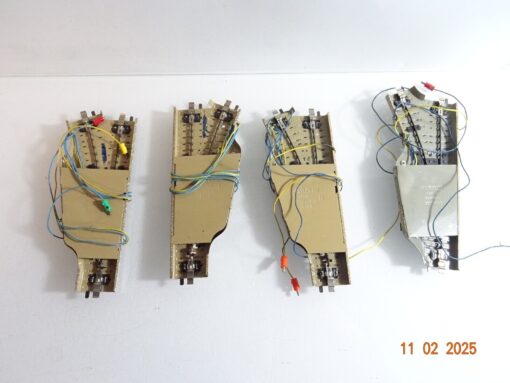 Konvolut Märklin H0 M-Gleise elektro. Weichen 4 Stück siehe Foto CK5893 o. – Bild 3
