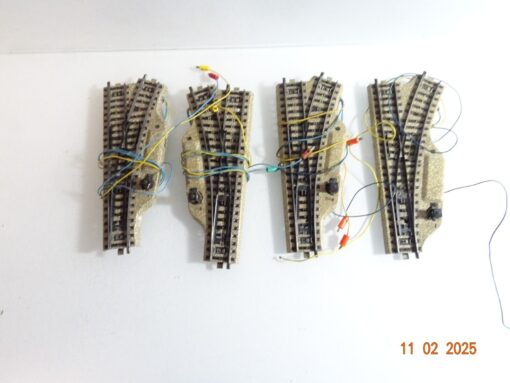 Konvolut Märklin H0 M-Gleise elektro. Weichen 4 Stück siehe Foto CK5893 o.