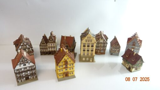 Konvolut N Gebäude und Häuser 10 Stück siehe Foto CK9468 o.