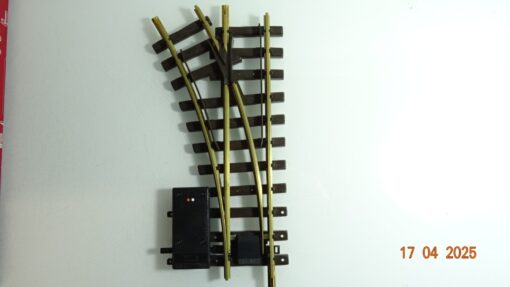 LGB Spur G 12150 Elektrische Weiche links R1 mit Antrieb 30° siehe Foto CK7596 – Bild 3