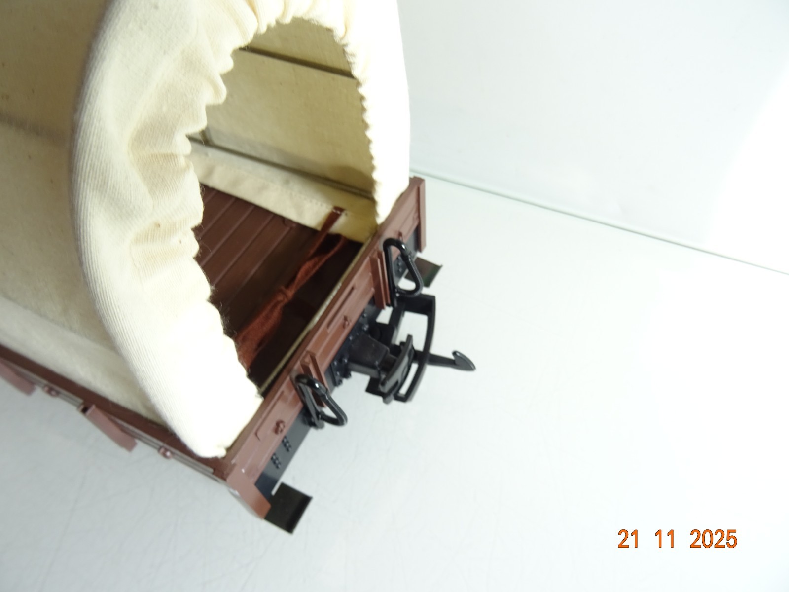 LGB Spur G 40130 LGB Güterwagen mit Plane und Bremserhaus s. Foto in OVP PK2388 – Bild 4