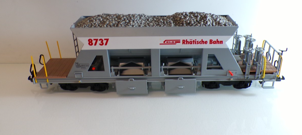 LGB Spur G 46694 Schweiz Schüttgutwagen 8737 der RhB siehe Foto in OVP PK2409