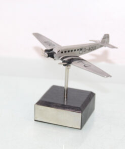 Lufthansa Ju 52 ca. 1:350 125.000 Flugkilometer DieCast Modell LA575 o.
