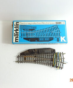 Märklin H0 2261 K-Gleis Elektromagnetische Weiche siehe Foto in OVP CK3661