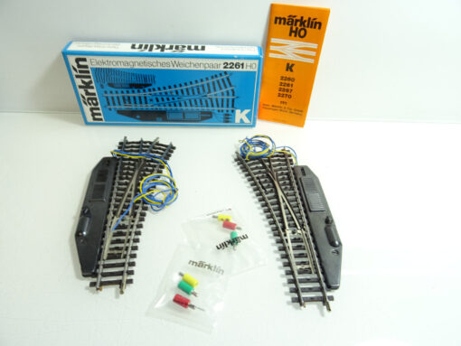 Märklin H0 2261 K-Gleis Elektromagnetisches Weichenpaar in der OVP CK898