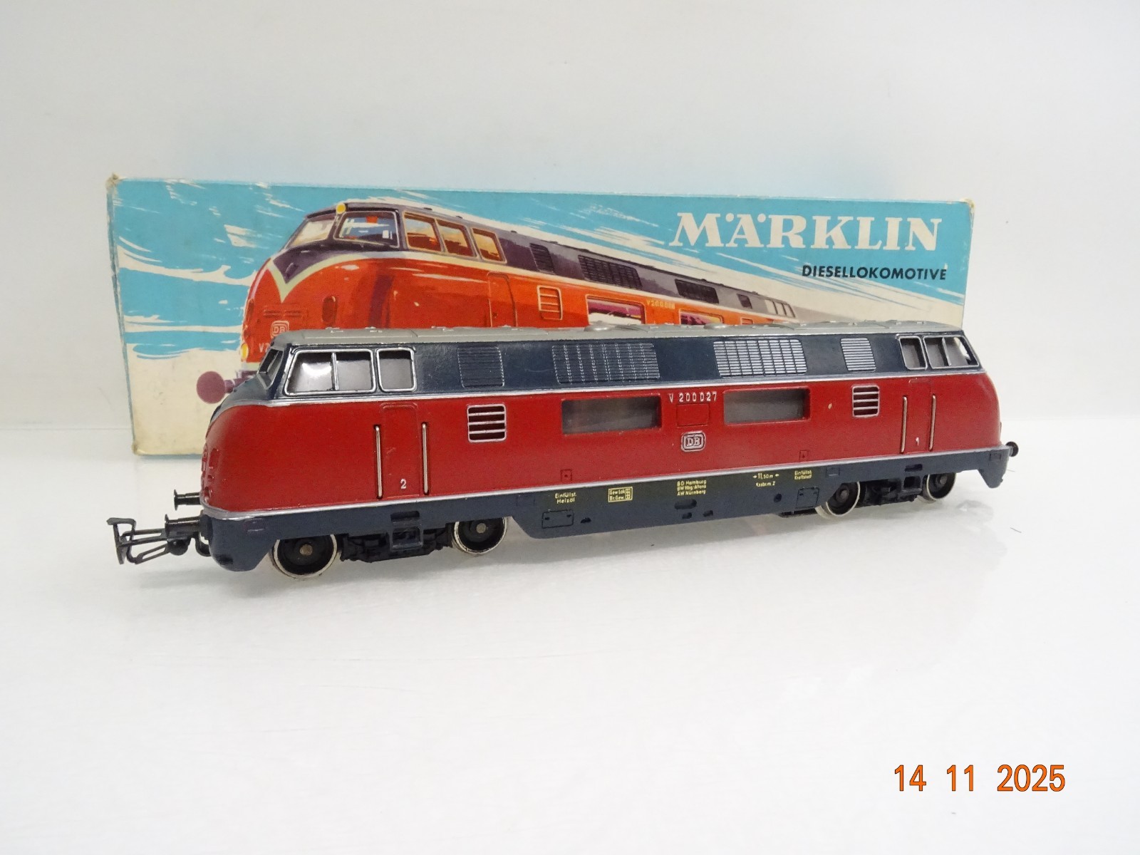 Märklin H0 3021 Diesellok V 200 027 der DB in OVP JL4510