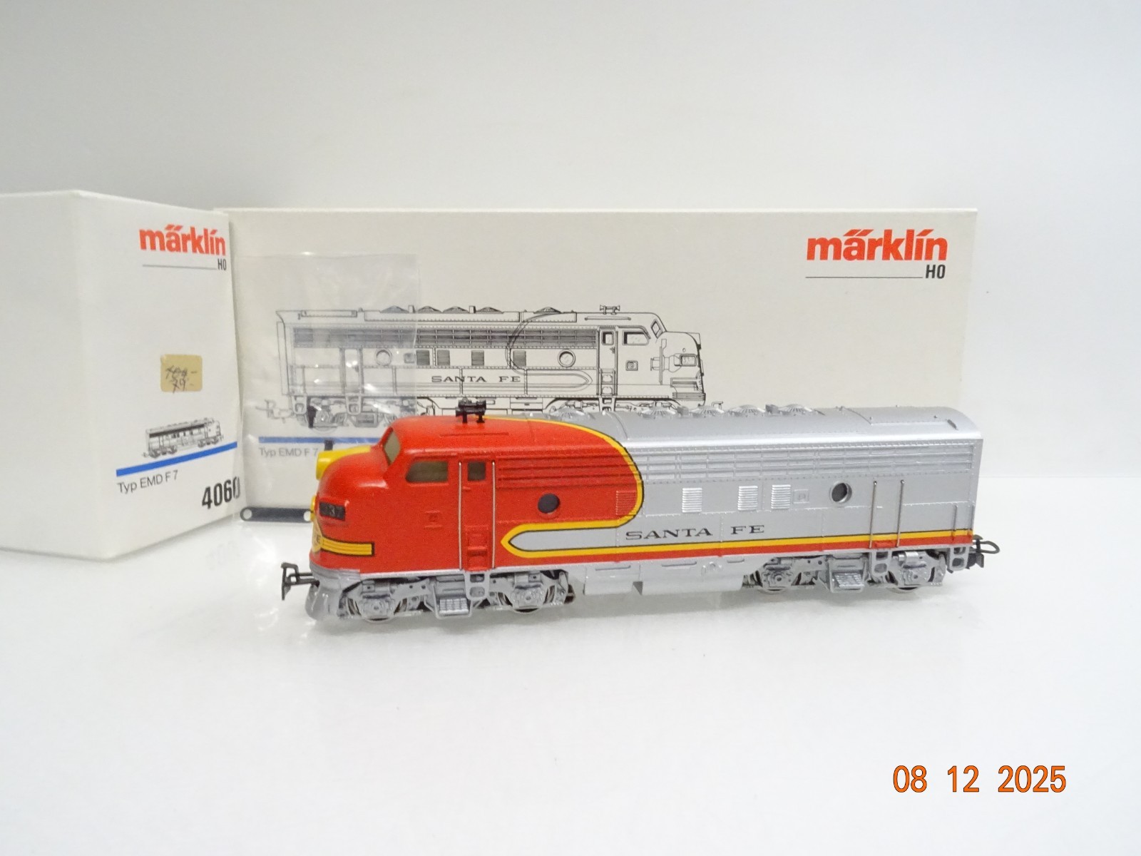 Märklin H0 3060 US Diesellok EMD F 7 Santa Fe in EVP JL4944