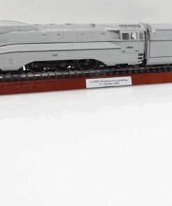 Märklin H0 33913 Dampflok BR 03.10 Stromlinie No2 Mhi grau mit Sockel JL1208