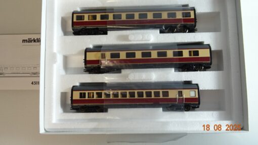 Märklin H0 43115 Zwischenwagen Set 3tlg. zu VT 11.5  in OVP PR9629 – Bild 3