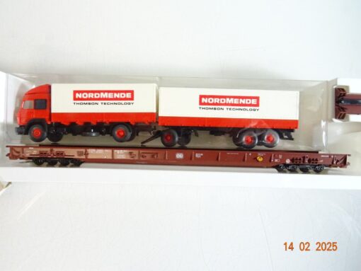 Märklin H0 4743 Niederflurwagen mit LKW Nordmende der DB in OVP PR5976 – Bild 3