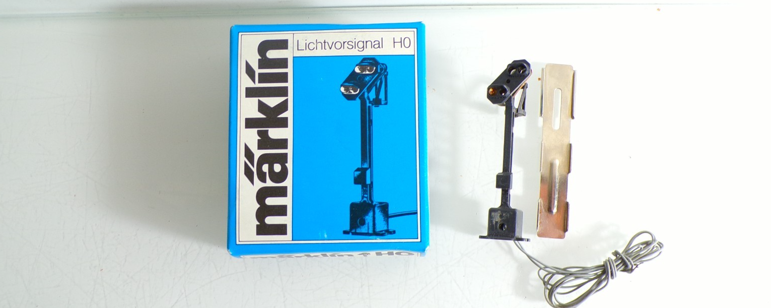 Märklin H0 7187 Lichtvorsignal siehe Foto in OVP PK2500