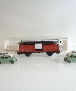 Märklin H0 Autotransportwagen mit 4 PKW´s der DB  in EVP BH844