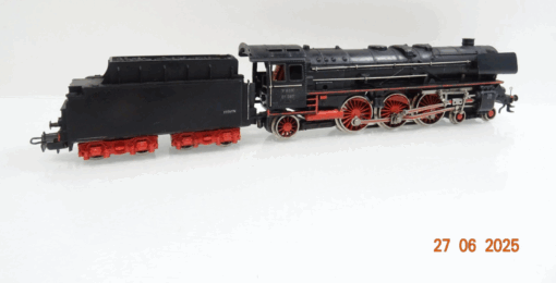 Märklin H0 F800 Dampflok BR 01 097 der DB mit Kunststofftender 809/1 JL1121 o. – Bild 3
