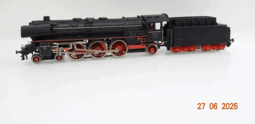 Märklin H0 F800 Dampflok BR 01 097 der DB mit Kunststofftender 809/1 JL1121 o.
