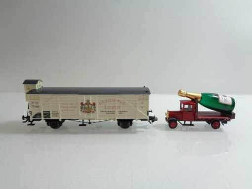 Märklin H0 Museumswagen 2002 Gedeckter Güterwagen Esslingen mit LKW in OVP F730 – Bild 3