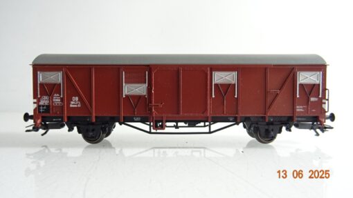 Märklin H0 gedeckter Güterwagen der DB PR8430 o.