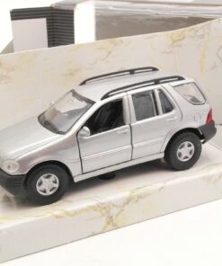 Maisto 1:41 Mercedes ML 320 Rückziehmotor metallic in OVP RI1413