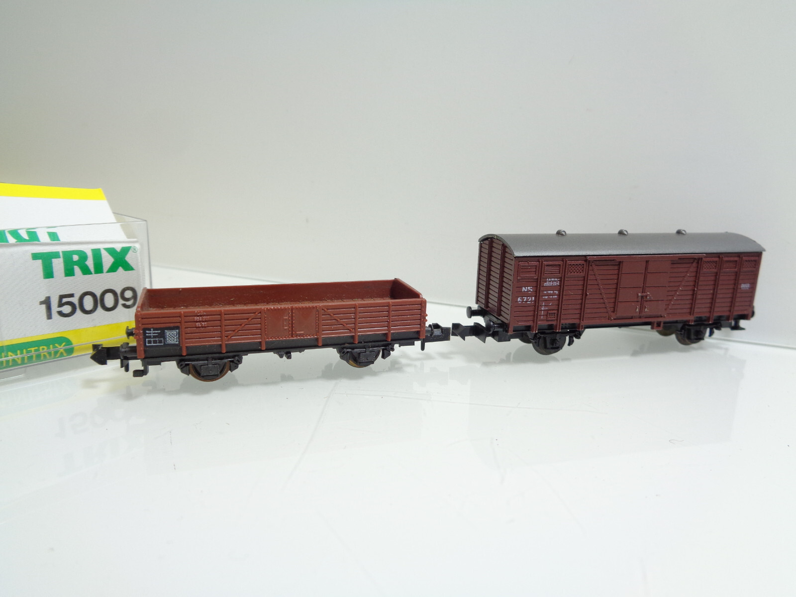 Minitrix N 15009 Wagenset 2tlg. der NS in OVP JD2378