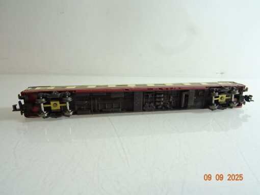 Minitrix N Personenwagen 1. Klasse 61 80 19-90 523-0 der DB RR3419 o. – Bild 4