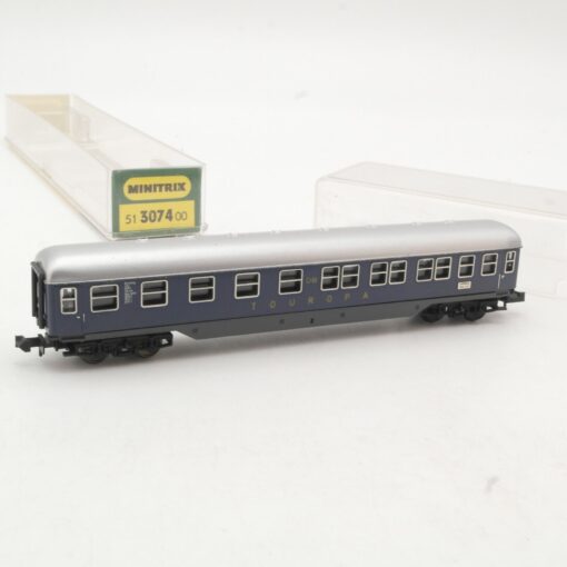 Minitrix N Personenwagen Touropa der DB in EVP RR16
