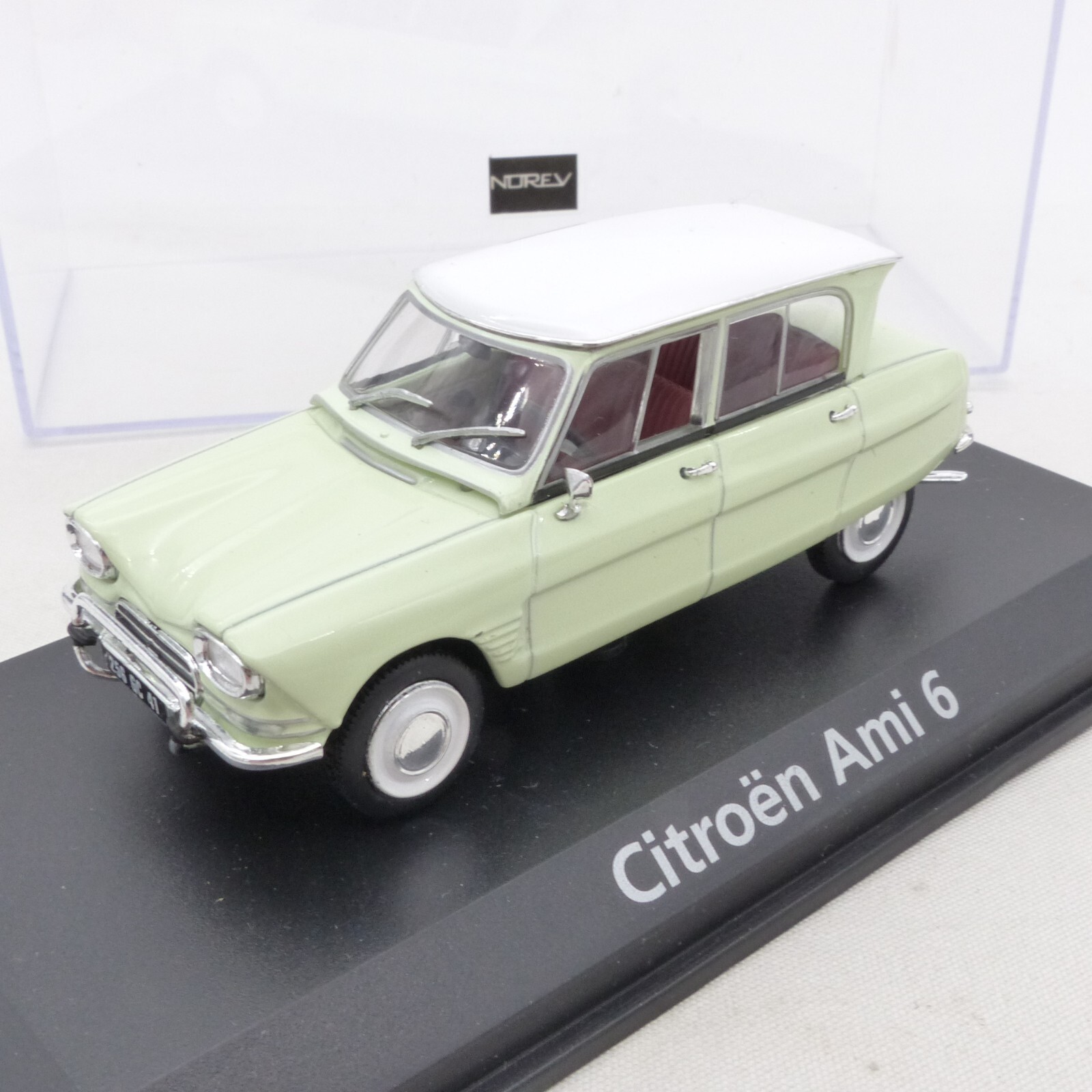 Norev 1:43 Citroën Ami 6 zweifarbig in PC-Box EX4403