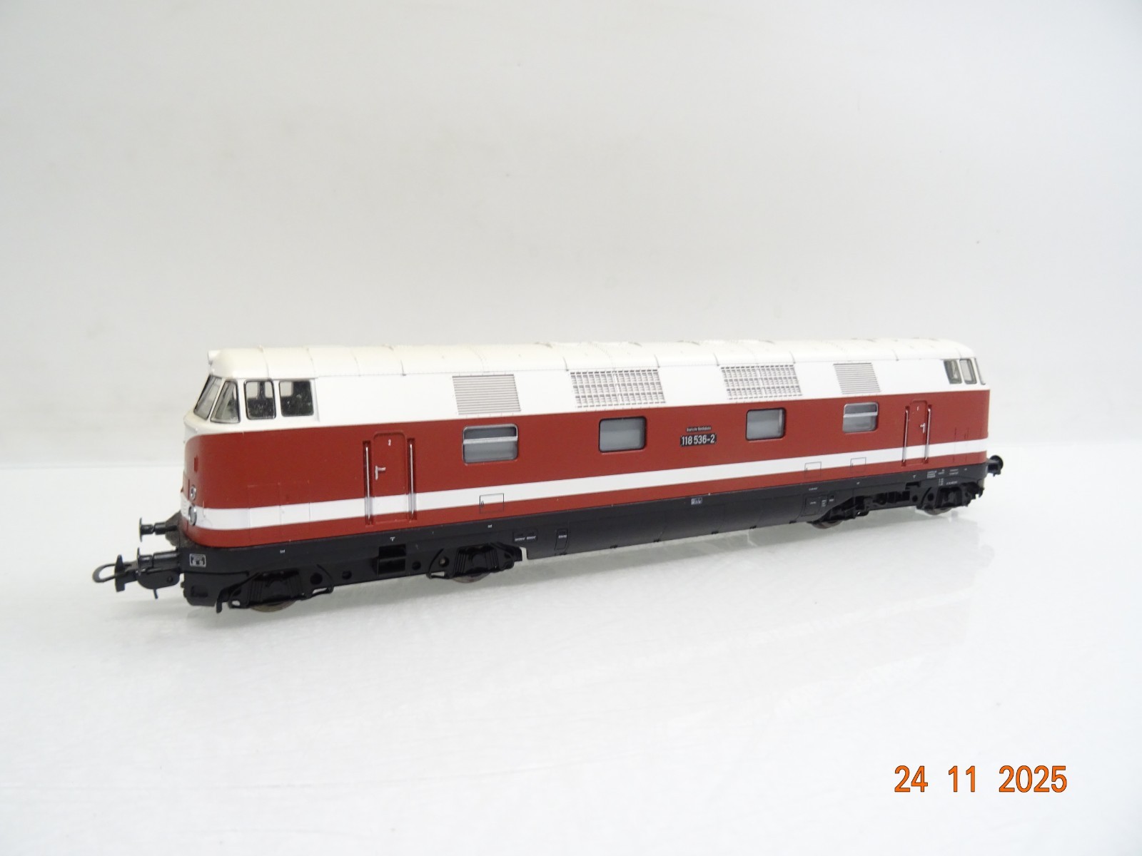 Piko H0 59560 Expert Diesellok BR 118 522-2 der DR mit DSS JL4697 o. – Bild 3